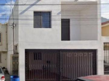 Casa de 3 habitaciones, Santa Catarina · Venta de Casa en Jardines de Santa Catarina, Nuevo León