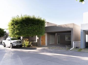 Casa de 4 habitaciones, San Luis Potosí · Casa en Venta Es Privadas del Pedregal, San Luis Potosí