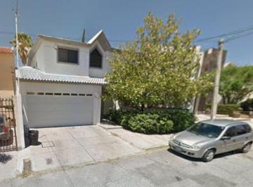 Casa de 5 habitaciones, Chihuahua · Chihuahua, Chihuahua, Campestre Lomas, Quintas del Sol 2a. Etapa.