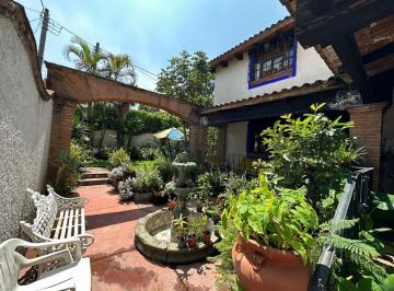 Casa · 357m² · 4 Recámaras · 11 Estacionamientos · Casa en Ventacen Calle Cerrada con Vigilancia en Coyoacan!
