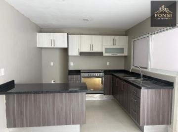 Casa · 140m² · 3 Recámaras · 2 Estacionamientos · Oportunidad Casa en Venta en Barranca del Refugio