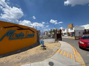 Casa en condominio · 62m² · 2 Recámaras · 1 Estacionamiento · Casa en Condominio - Fraccionamiento Eduardo Loarca