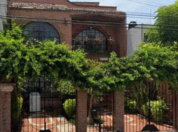Casa de 3 habitaciones, Morelia · Venta de Propiedad en Morelia, Michoacan