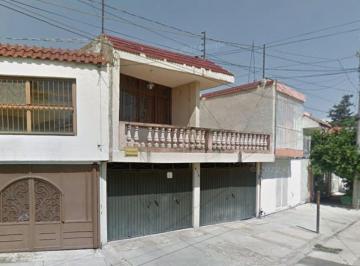 Casa de 4 habitaciones, León · Se Vende Casa en Guanajuato, Leon de Los Aldamas, Leon Modermno.
