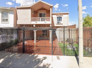 Casa de 4 habitaciones, Chihuahua · Preciosa Casa en Venta Ubicada en San Felipe V Etapa, Chihuahua