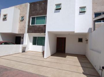 Casa de 3 habitaciones, León · Rento Casa Jardines de Santa Fe Amueblada