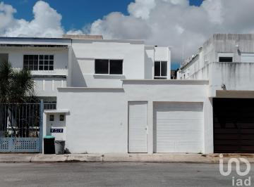 Casa · 120m² · 3 Recámaras · 2 Estacionamientos · Casa Itzamna 5 Sol del Mayab