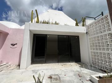 Local comercial · 102m² · Local en Renta | Av Nader, Calle Huachinango
