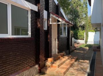 Casa · 121m² · 2 Recámaras · 2 Estacionamientos · Casa en Renta en El Fraccionamiento Condado de Sayavedra