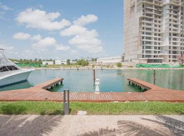 Casa · 400m² · 3 Recámaras · 2 Estacionamientos · Canal Homes Marina Condos