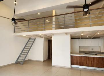 Casa · 280m² · 4 Recámaras · 2 Estacionamientos · Casa en Renta Cancún Residencial Aqua 3 Recámaras con Alberca