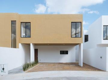 Casa de 2 habitaciones, Mérida · Casa en Venta en Chichí Suárez, Mérida