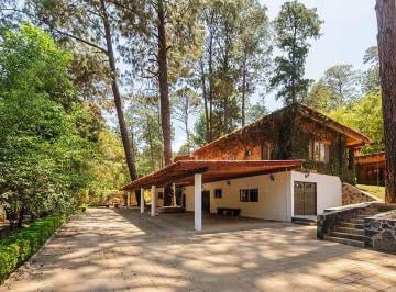 54bd93e63c5573fb19148145a85f1d96ac24af6f15849f86a2bb692b238171fb · Casa en Venta Avándaro, Valle de Bravo