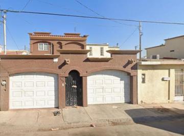 Casa de 3 habitaciones, Mexicali · ¡Increible Propiedad! Tu Nueva Casa en Mexicali B. C Esta Disponible Para Ti