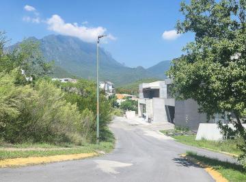 Terreno / Lote , Monterrey · Terreno en Esquina con 38 m de Frente | Bosques de Valle Alto | Calle Cerrada