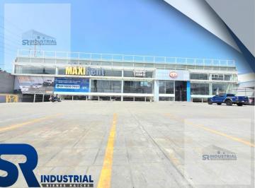 Local comercial · 8050m² · 231 Estacionamientos · Local en Renta Monterrey