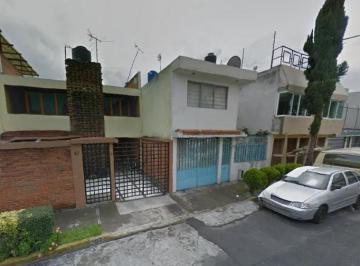 Casa de 3 habitaciones, Coyoacán · Casa en Venta Ichcateopan, Culhuacan Ctm V, Ciudad de México, Cdmx, México