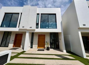 Casa en condominio · 96m² · 2 Recámaras · Casa Nueva en Real de Valdepeñas - Coto con Alberca