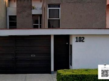 Casa de 4 habitaciones, Coyoacán · Excelente Oportunidad! Casa con 230 m² Superficie de Terreno en Venta en Paseos de Taxqueña! Cdm