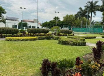 Departamento de 3 habitaciones, Emiliano Zapata · Departamento de 140 m² con 3 Recámaras en Renta en Paraíso Country Club