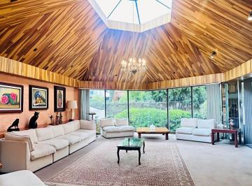 Casa de 4 habitaciones, Tlalpan · Casa Para Remodelar en Fuentes del Pedregal: 525 m² de Terreno - 760 m² de Construcción