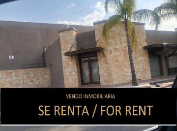 Local comercial · 6 Estacionamientos · Local en Town Plaza