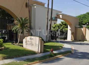 Casa · 120m² · 3 Recámaras · 2 Estacionamientos · Casa en Venta en Col. Hacienda La Herradura en Apodaca