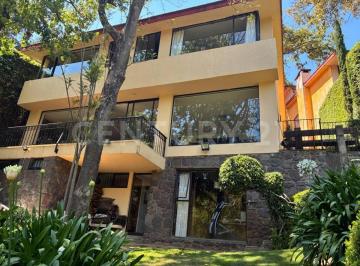 Casa en condominio · 459m² · 3 Recámaras · 2 Estacionamientos · Casa en Condominio con Jardín y Vista Arbolada | Desierto de Los Leones