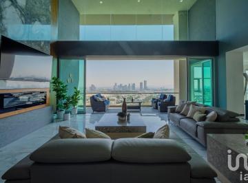 Departamento · 905m² · 3 Recámaras · 4 Estacionamientos · PH de Lujo en Vista Magna