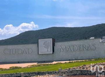 Terreno / Lote · 332m² · Venta de Terreno Ciudad Maderas Montaña 332 m²