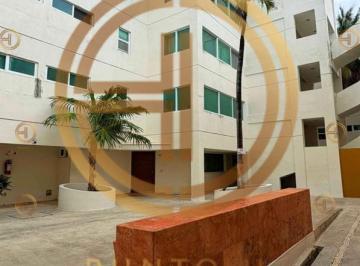 Casa de 3 habitaciones, Cancún · Casa de 97 m² con 3 Recámaras en Venta en Supermanzana 22
