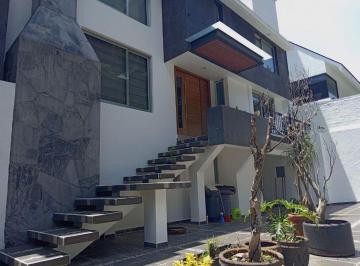 Casa · 400m² · 4 Recámaras · 4 Estacionamientos · Casa en Venta