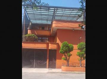 Casa de 4 habitaciones, Nezahualcóyotl · Casa en Venta en Nezahualcóyotl
