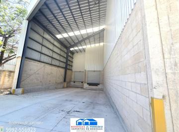 Bodega comercial de 1 habitación, Mérida · Bodega de 1100 m². Nueva en Complejo con Vigilancia