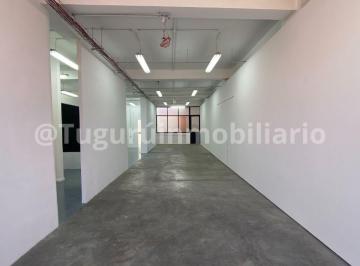 Bodega comercial , Cuauhtémoc · Bodega en Renta a Pasos de Metrobús Guerrero, Ideal Para Maquilas, Talleres o Negocios