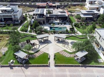 Terreno / Lote , San Miguel de Allende · Lote 437 m² Sma · Frente Área Verde · $8,345/m² · Entrega Inmediata