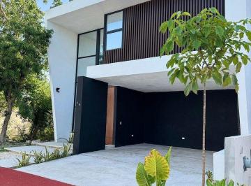 4798a2e100167cfeafddf0599c87e8449033a8844e62bd88c720bbf30c4b7b39 · Casa en Venta - Renta en Altozano en Merida Yucatan