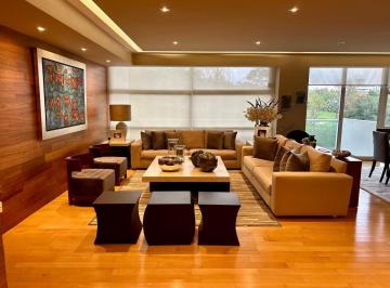 Departamento de 3 habitaciones, Huixquilucan · Departamento en Venta Lomas Country /fairway/remodelado 360 m²