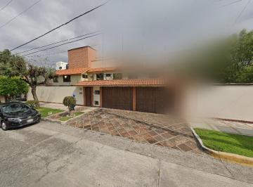 Casa de 5 habitaciones, Naucalpan de Juárez · Casa en Satelite/naucalpan/oportunidad de Inversion/remate