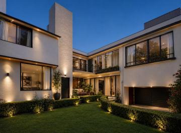 Casa en condominio de 4 habitaciones, Coyoacán · Casa con Jardín en Privada a Pasos de Coyoacán