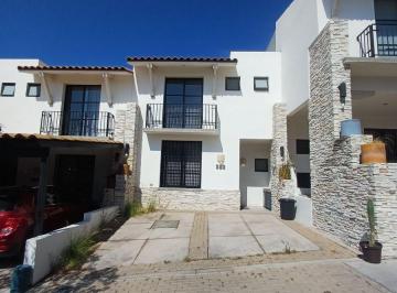 Casa de 3 habitaciones, León · Casa en Renta Fracc. Lombardía Leon Gto