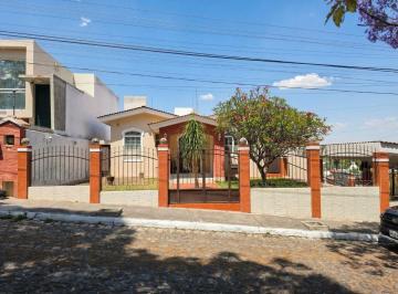 Casa de 4 habitaciones, Tlajomulco de Zúñiga · Casa en Venta en Cortijo San Agustín