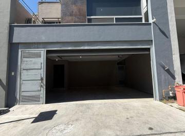 Casa de 3 habitaciones, Monterrey · Moderna Casa en Venta Paseo del Vergel