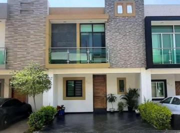 Casa en condominio · 149m² · 4 Recámaras · 2 Estacionamientos · Casa en Venta en Altavista Residencial