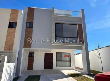 Casa de 3 habitaciones, El Marqués · Renta Casa 3 Habitaciones con Roof Garden y Terreno Excedente Zibatá Apt