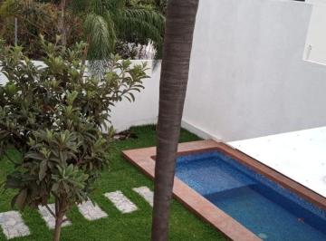 Casa de 5 habitaciones, Cuernavaca · Rento Casa Nueva en Fracc. Los Faroles, Cuernavaca