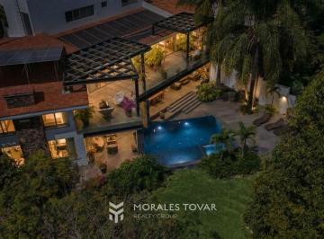 Casa · 1300m² · 7 Recámaras · 6 Estacionamientos · Residencia en Venta en Lomas del Valle Zapopan