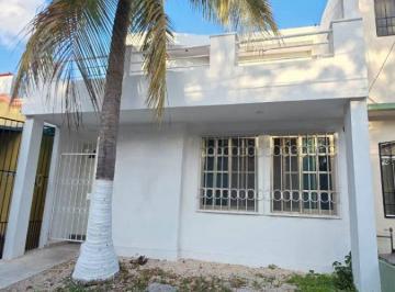Casa de 3 habitaciones, Benito Juárez · Super Centrica Casa de 3 Hab Frente Al Parque