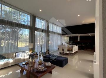 Casa de 4 habitaciones, León · Casa en Venta Una Planta con Alberca y Departamento Independienteel Bosque Country Club - Zona Nort