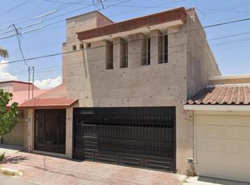Casa de 4 habitaciones, Gómez Palacio · Venta de Casa en La Colonia El Campestre en Gomez Palacio en Durango
